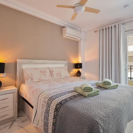 Apolo Beach Front - Sea View Luxury Apartment Торевьиа Экстерьер фото