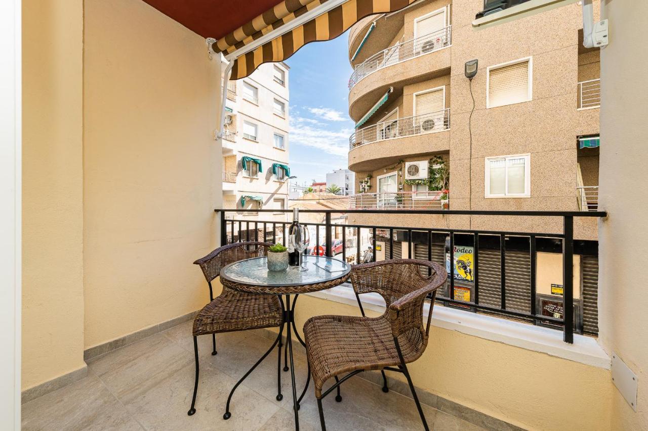 Apolo Beach Front - Sea View Luxury Apartment Торевьиа Экстерьер фото